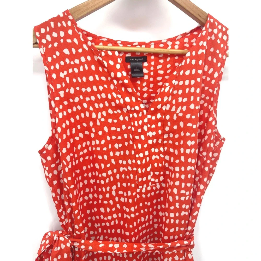 Ann Taylor Shift Womens Dress M Orange White Polka Dot Sleeveless Belted V-Neck